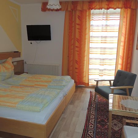Kirchenwirt Inn Kreuzen  Zewnętrze zdjęcie