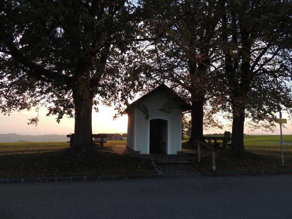 Kirchenwirt Inn Kreuzen  Zewnętrze zdjęcie